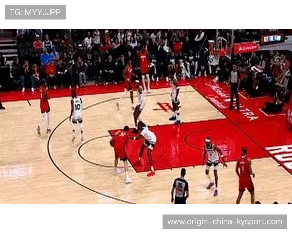 火箭依靠申京内线串联,战术执行顺滑自然