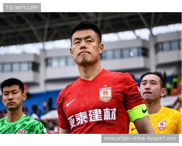 谭龙代表长春亚泰在热身赛中梅开二度 谭龙代表长春亚泰在热身赛中梅开二度